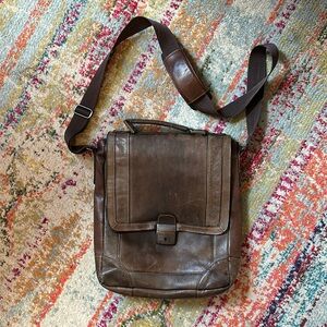 Wilson Leather Cross Body Bag